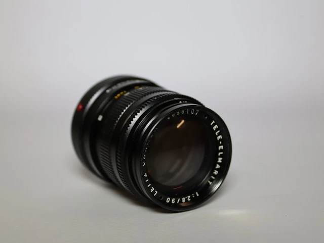 Leica Canada Elmarit 90/2,8 M Camera lens