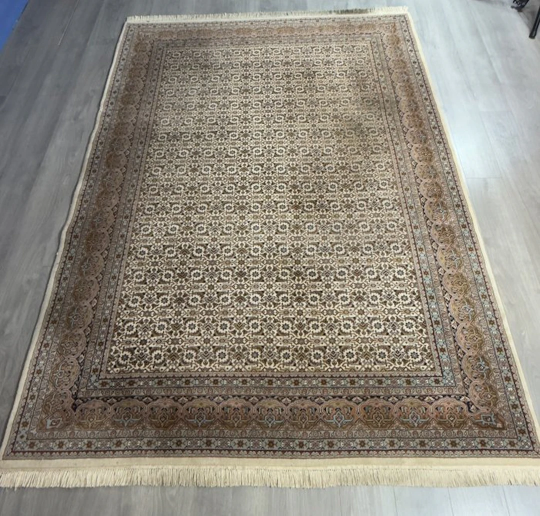 Tabriz - Rug - 298 cm - 204 cm