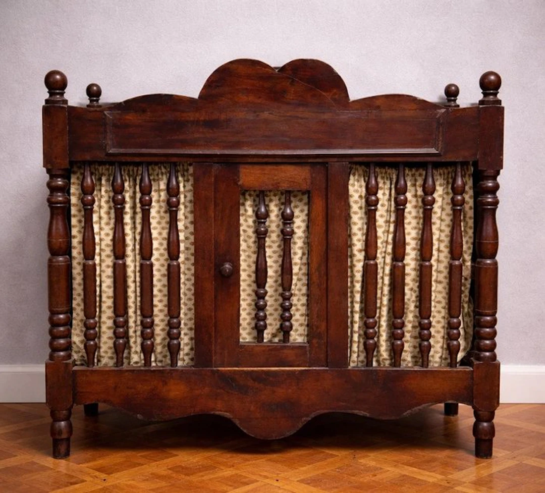 Sideboard - Wood - little cabinet