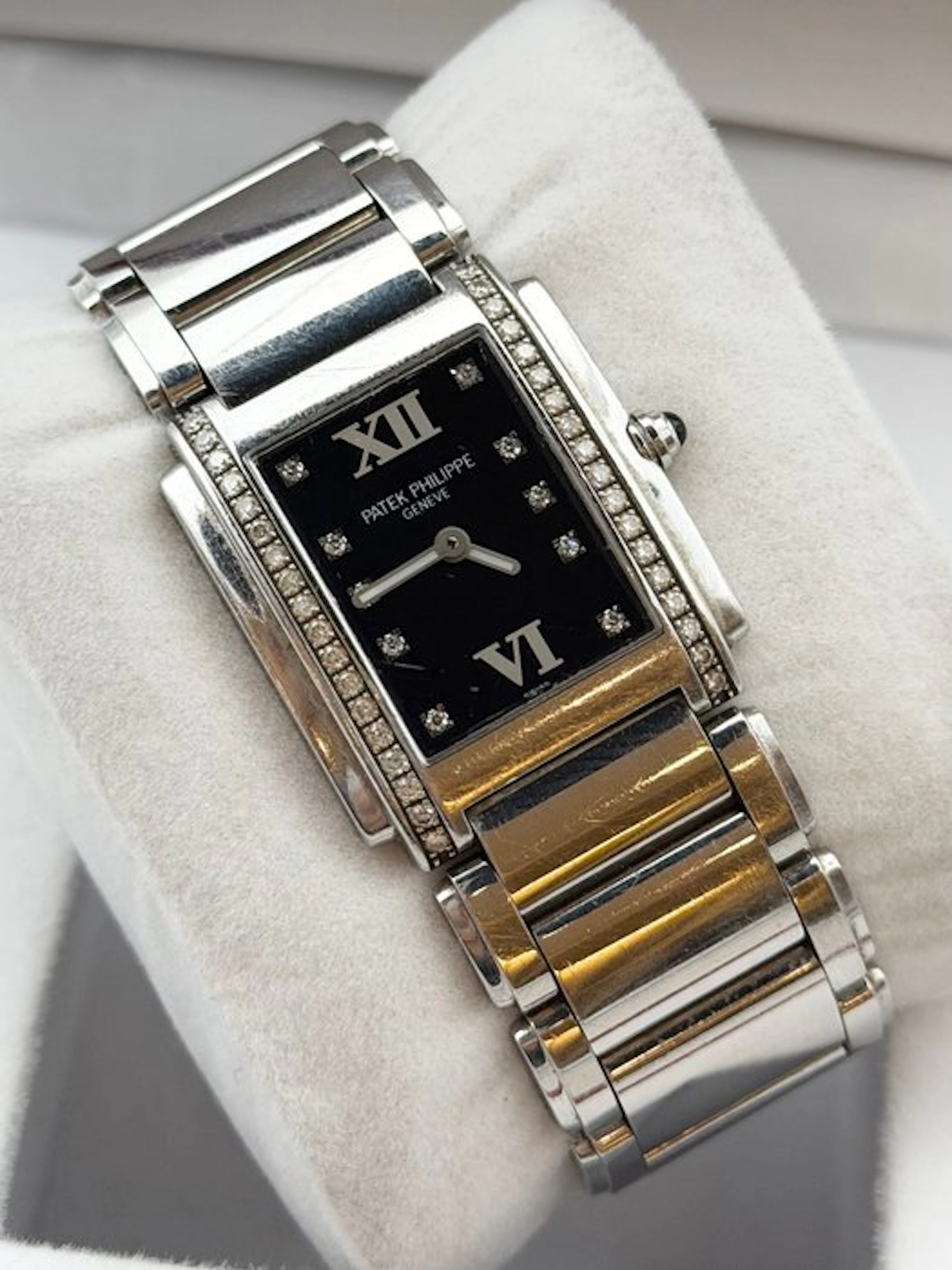 Patek Philippe - Twenty 4 - 4910 - Women - 2010-2020