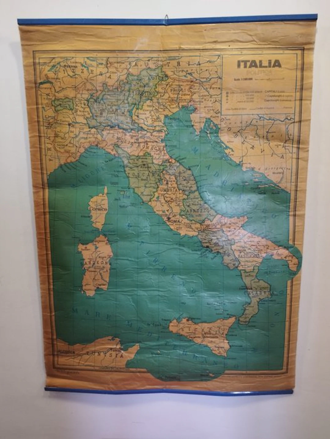 Decorative ornament - Italy - School map