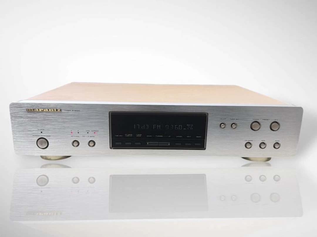 Marantz - ST6000 Digital Quartz Synthesizer Tuner