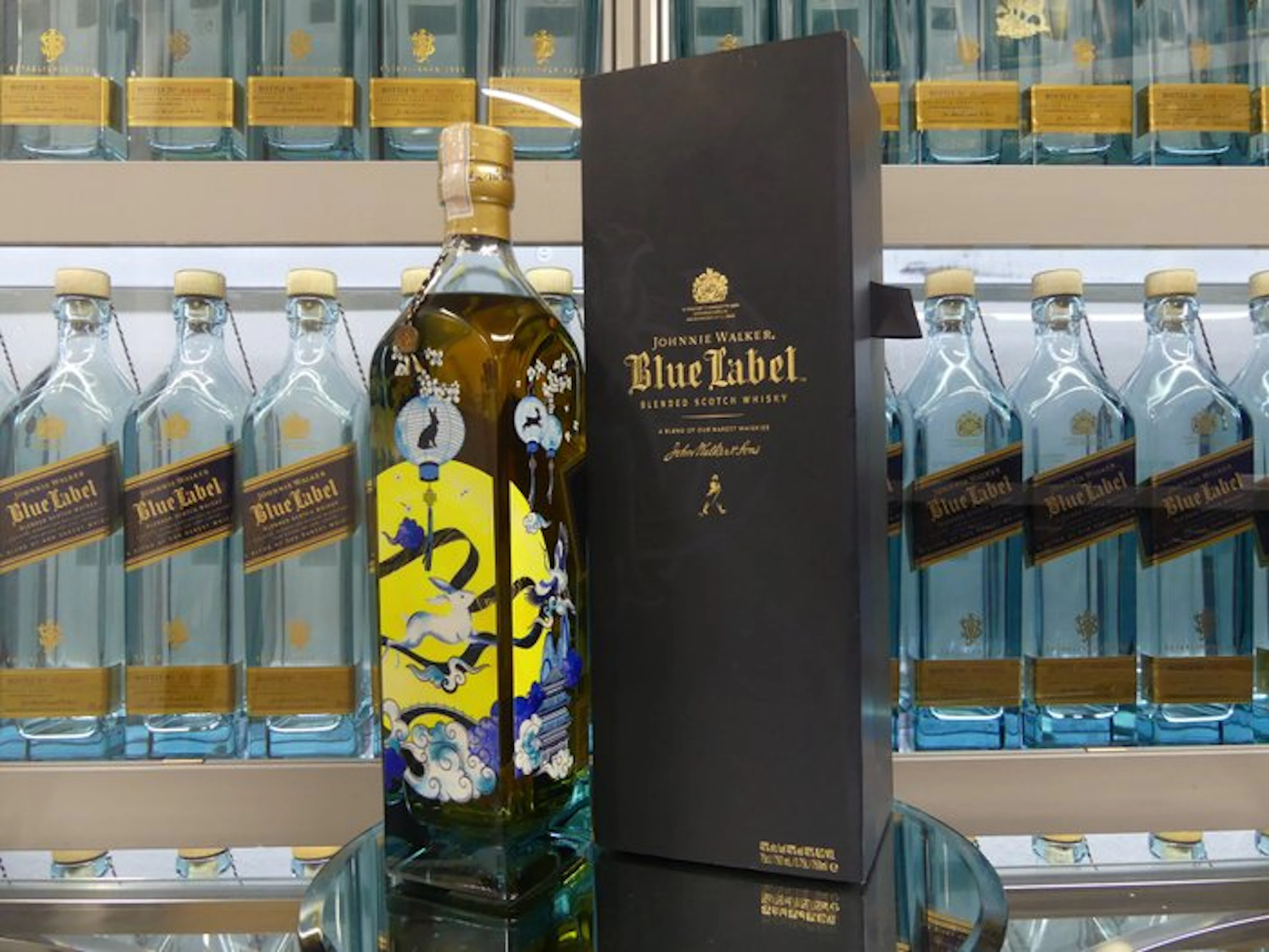 Johnnie Walker Blue Label Jump for Joy Mid Autumn...