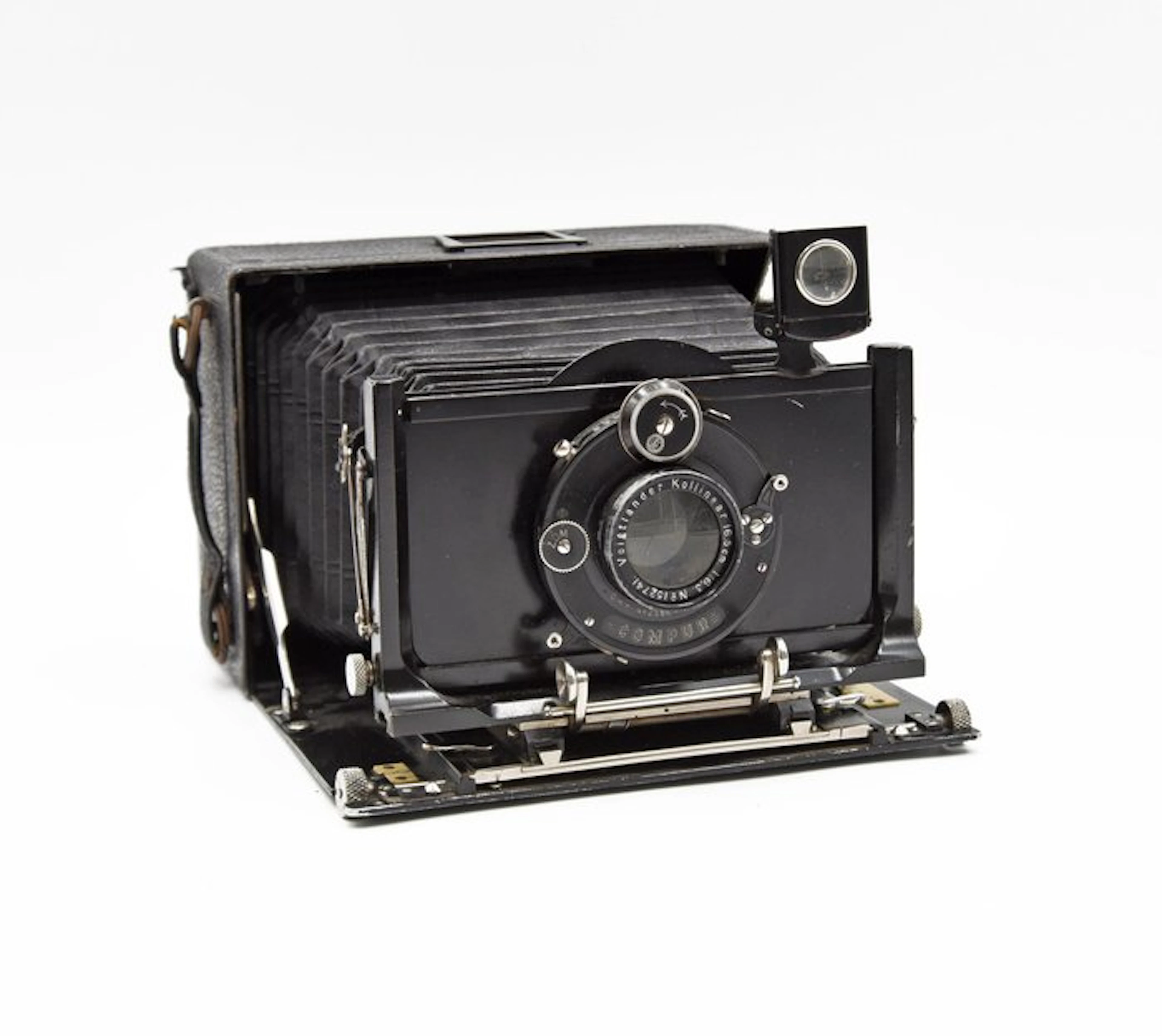 Voigtländer Alpin Analogue camera
