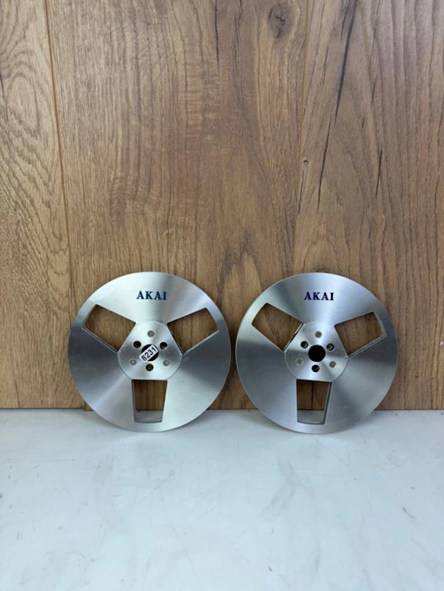 Akai - 18 CM Metal Reels Reel to reel audio