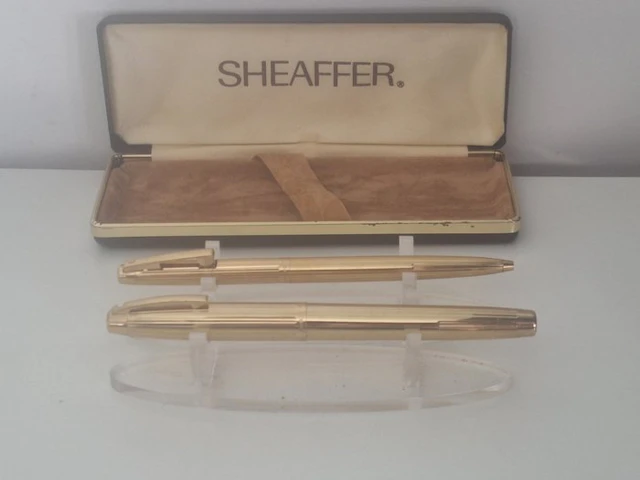 Sheaffer - Triumph métal plaqué or GT (stylo à plume et stylo à bille)