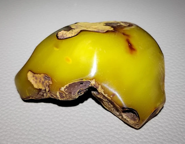 Baltic Amber- High Quality AAA- No Reserve Price- 37.02 g