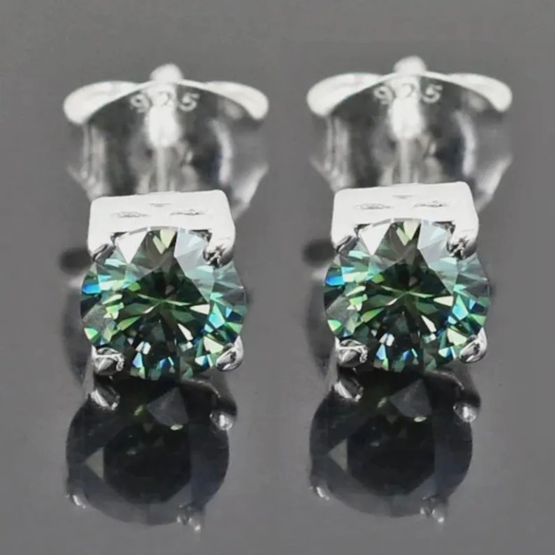 No reserve price - Stud earrings Silver
