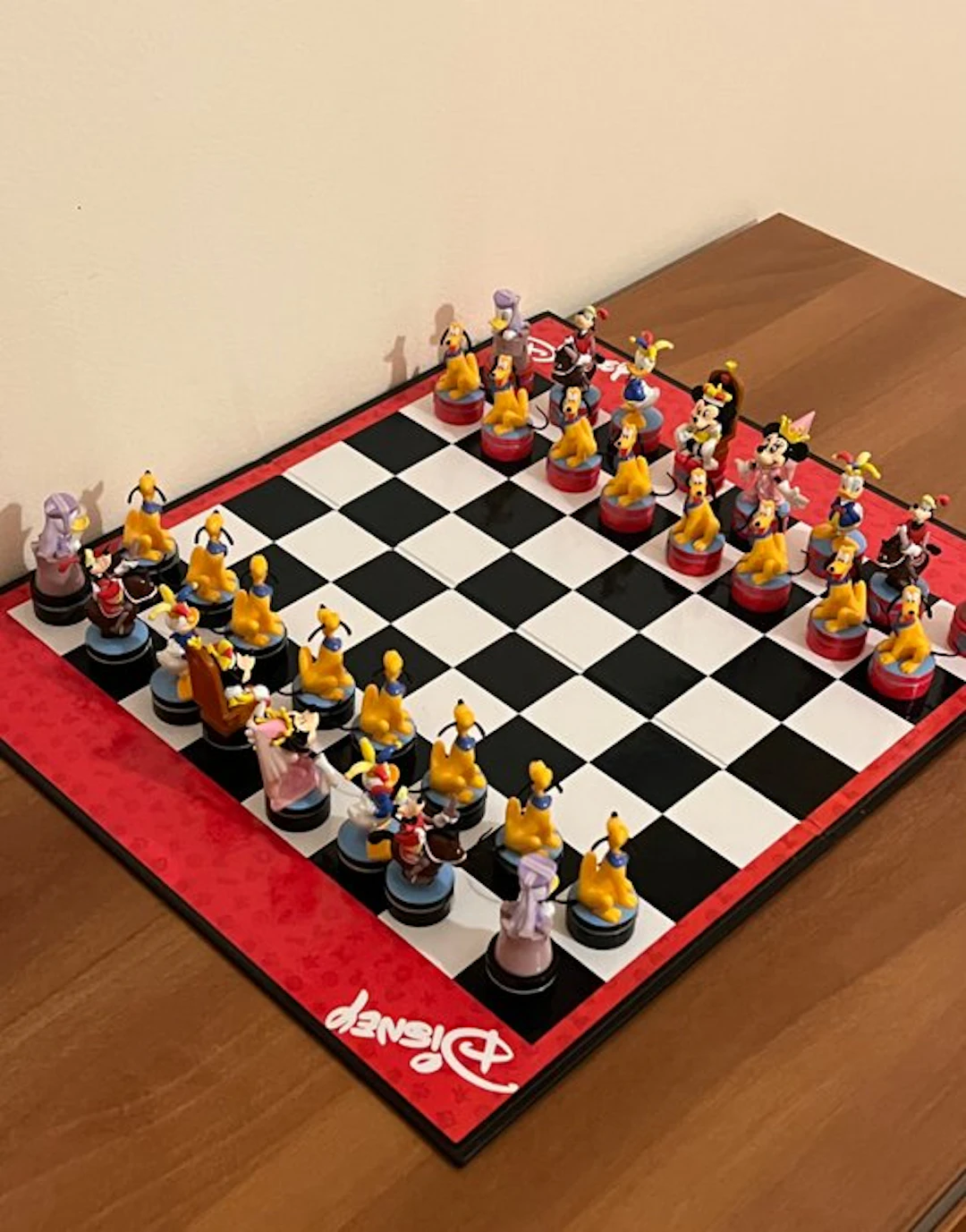 Disney Showcase Collection Scacchi vintage Disney - Mickey Mouse & Friends