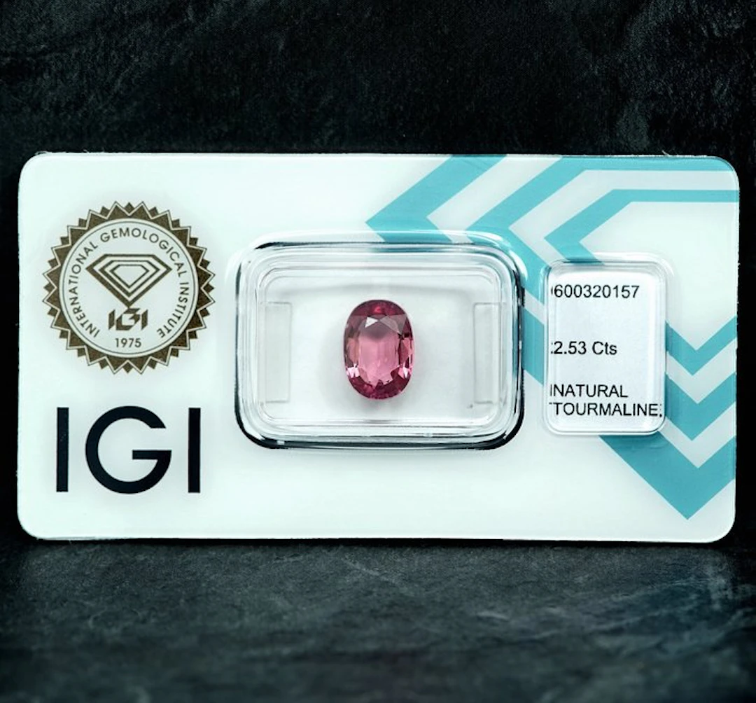 1 pcs Pink Tourmaline - 2.53 ct - International Gemological Institute (IGI)