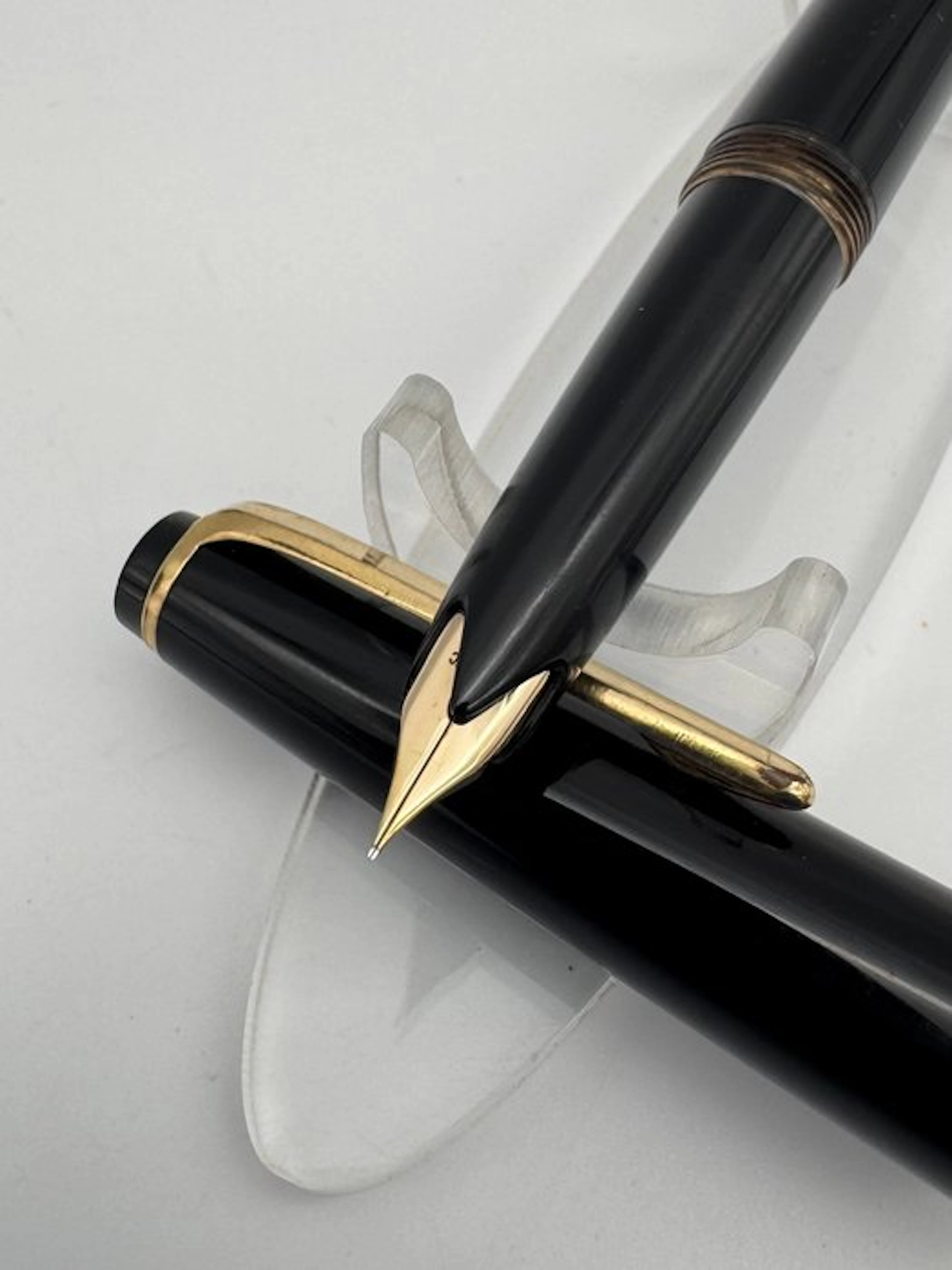Montblanc - Nº 32 Black - Fountain pen
