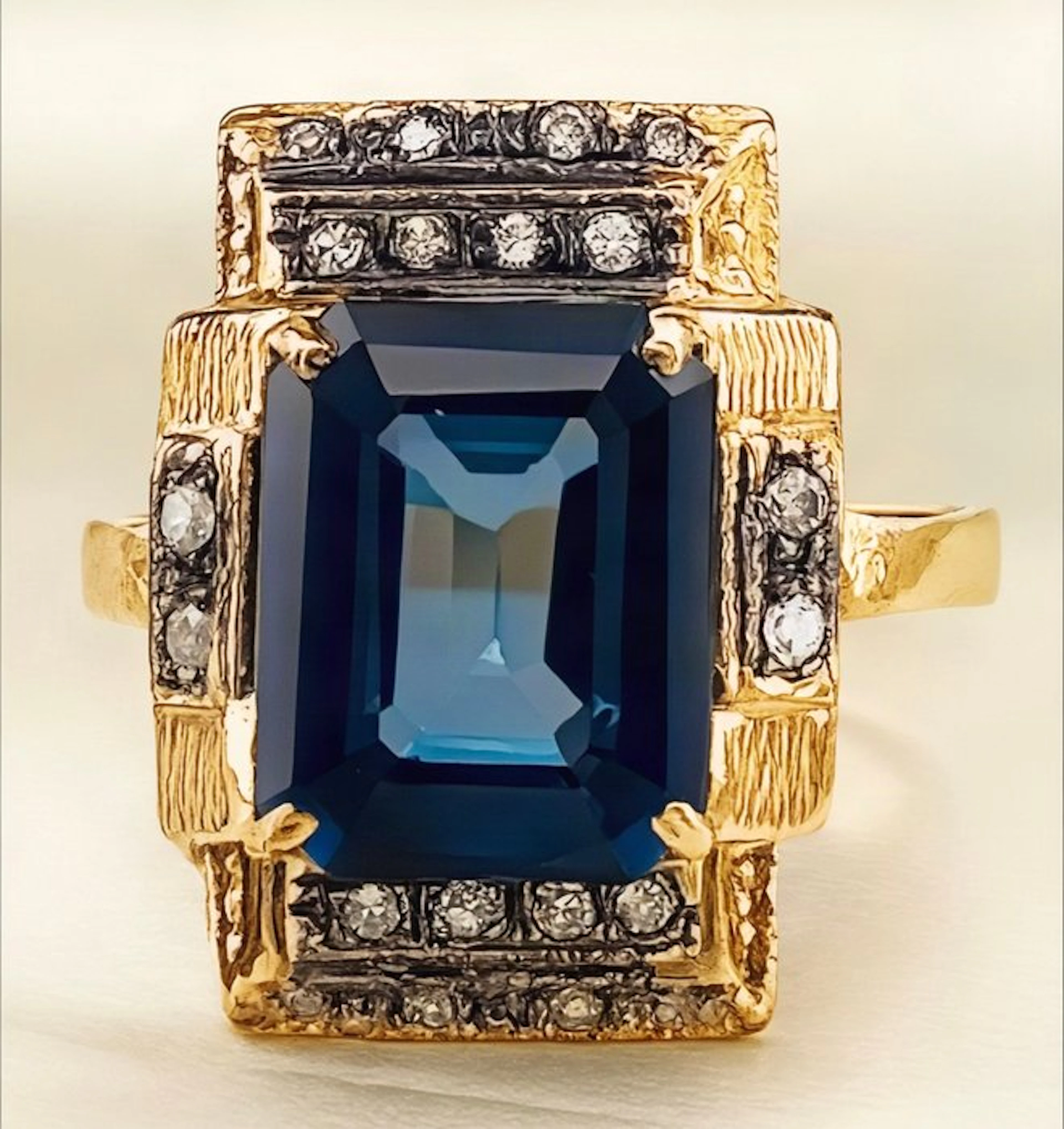 No reserve price - Ring - 9 kt. Yellow gold, Silver Sapphire - Diamond