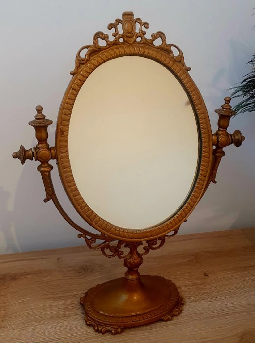 Mirror - Brass - Vintage physical mirror