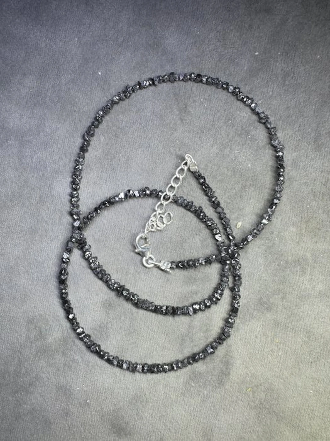 Necklace of raw black diamonds + 925 silver - 22.85...