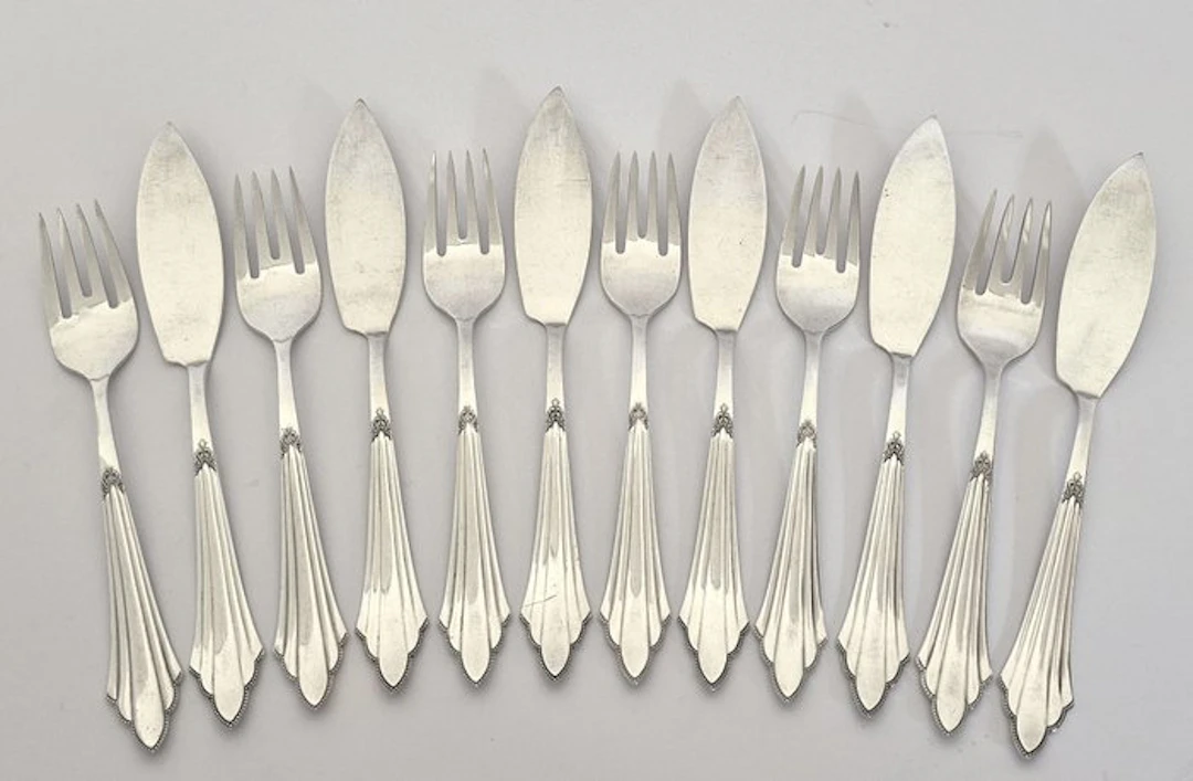 WMF - Fish cutlery set for 6 (12) - model 900, fan pattern - Silverplated