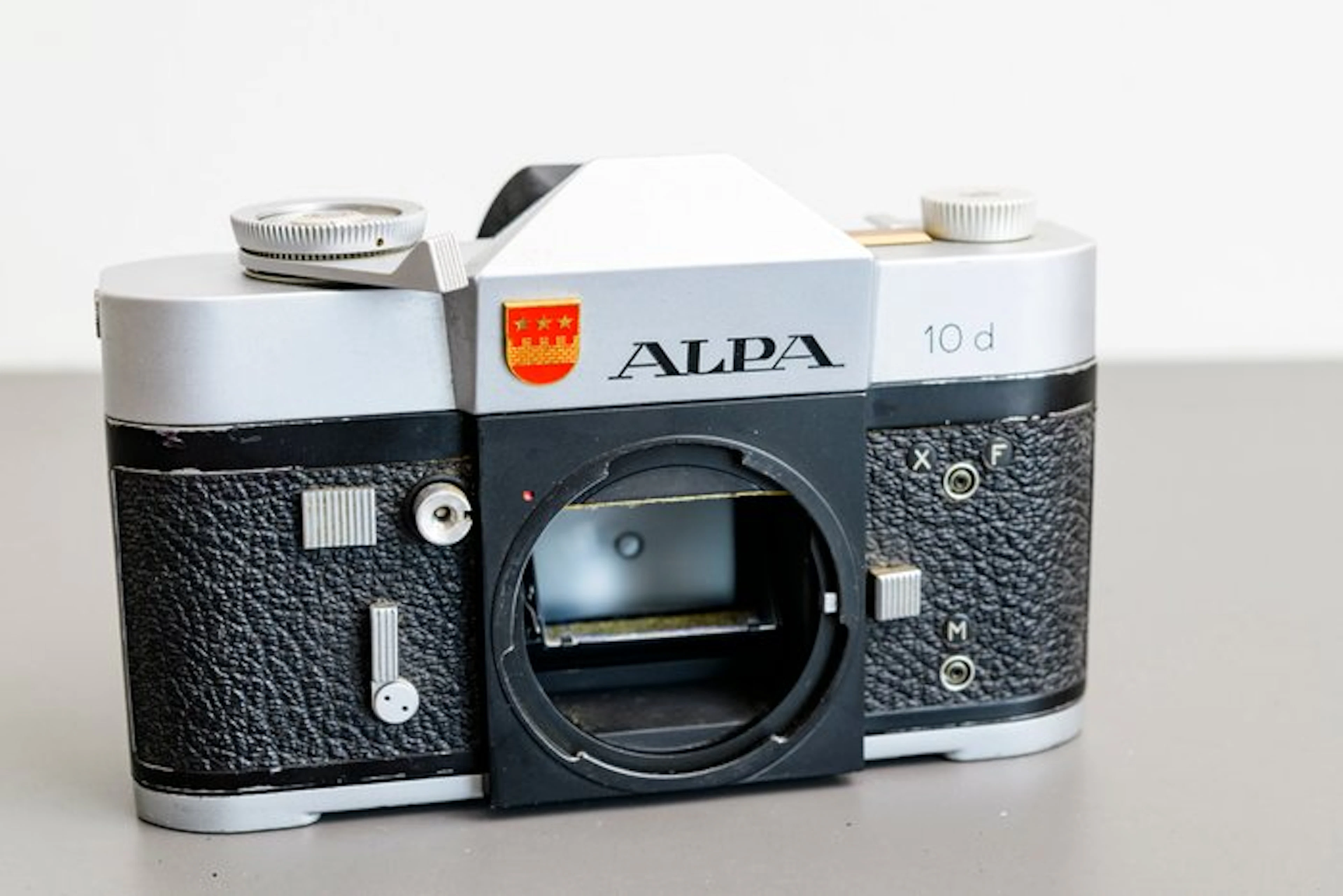 Alpa 10d – Swiss 35mm SLR body – serienr