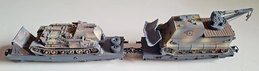Liliput, Roco H0 - Model train freight carriage (2) - Military conversion