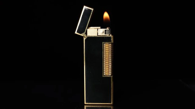 Dunhill - Lacquer Pattern Rollagas Lighter - No reserve...