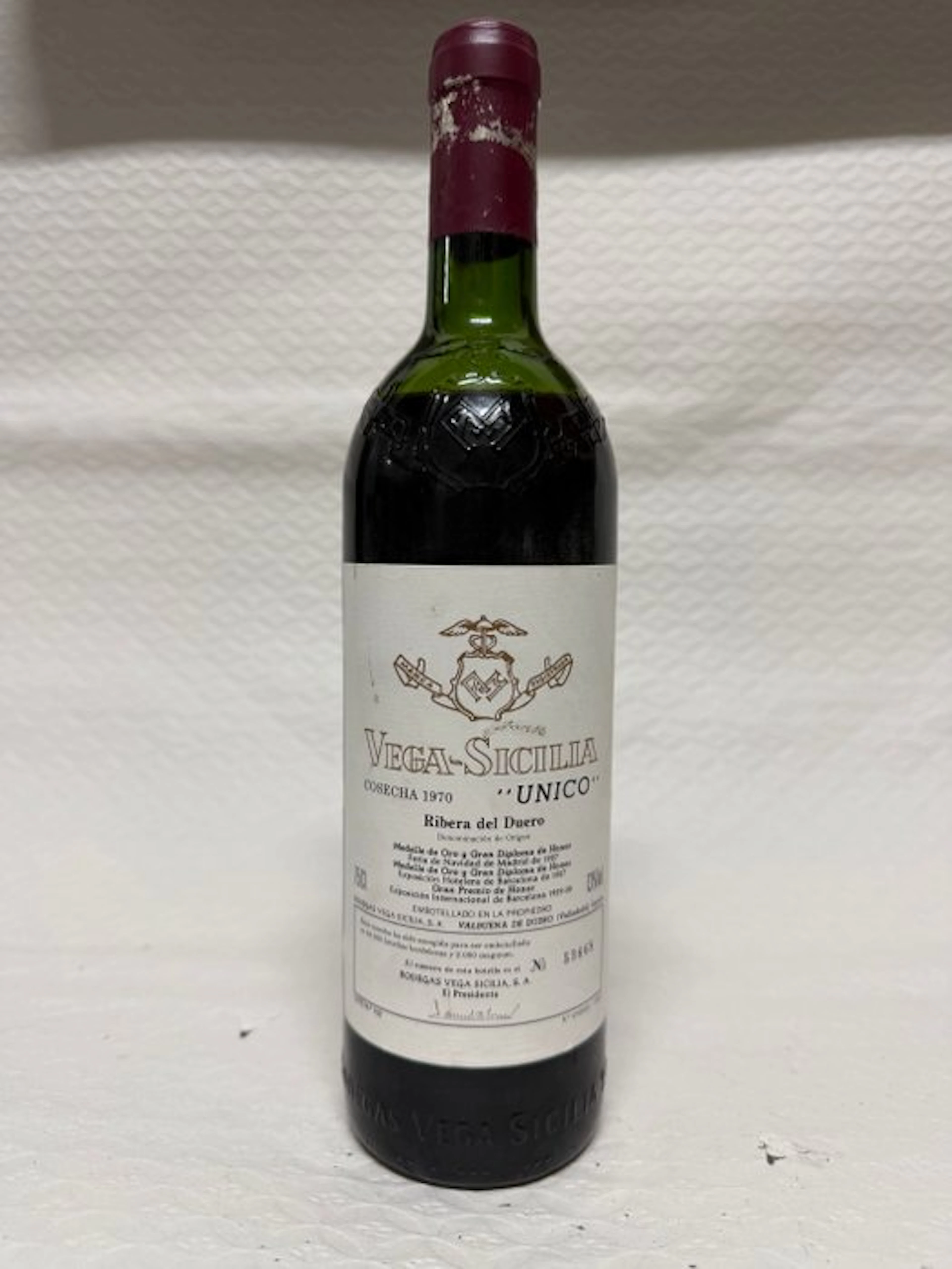 1970 Vega Sicilia, Único - Ribera del Duero Gran Reserva - 1 Bottle (0.75L)