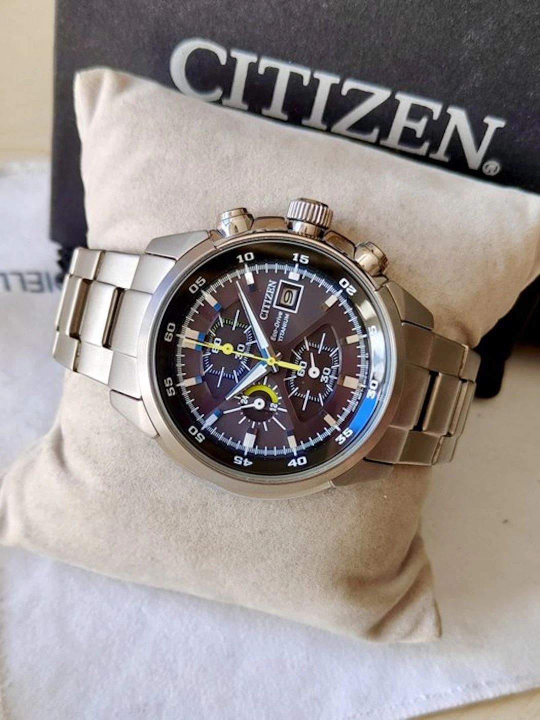 Citizen - Solar Super Titanium - No reserve price...