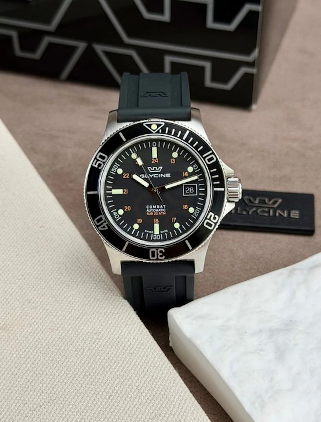 Glycine - Combat Sub Automatic Date Black - GL0433 - Men - 2020-2025