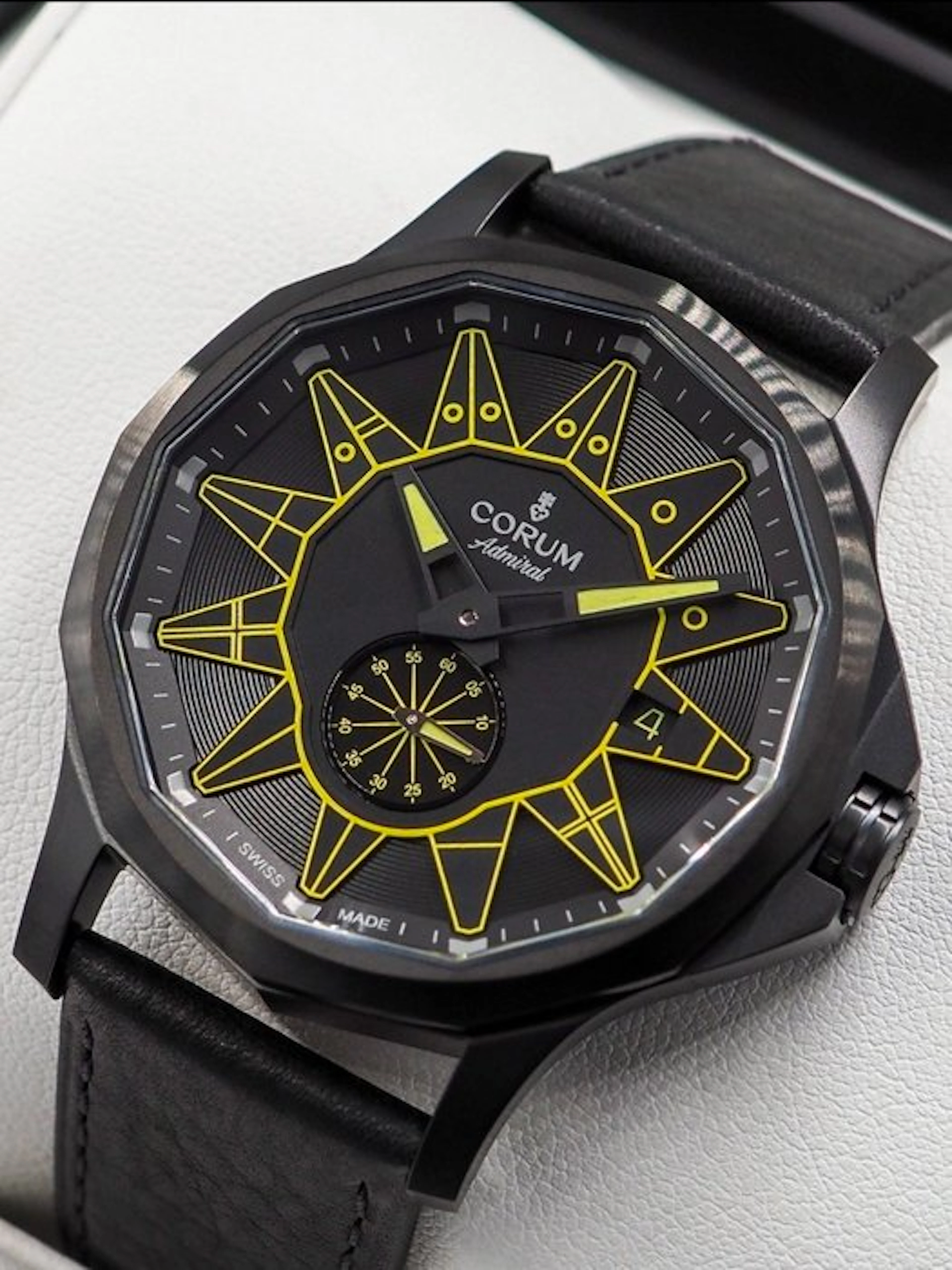 Corum - Admiral - Unisex - 2025