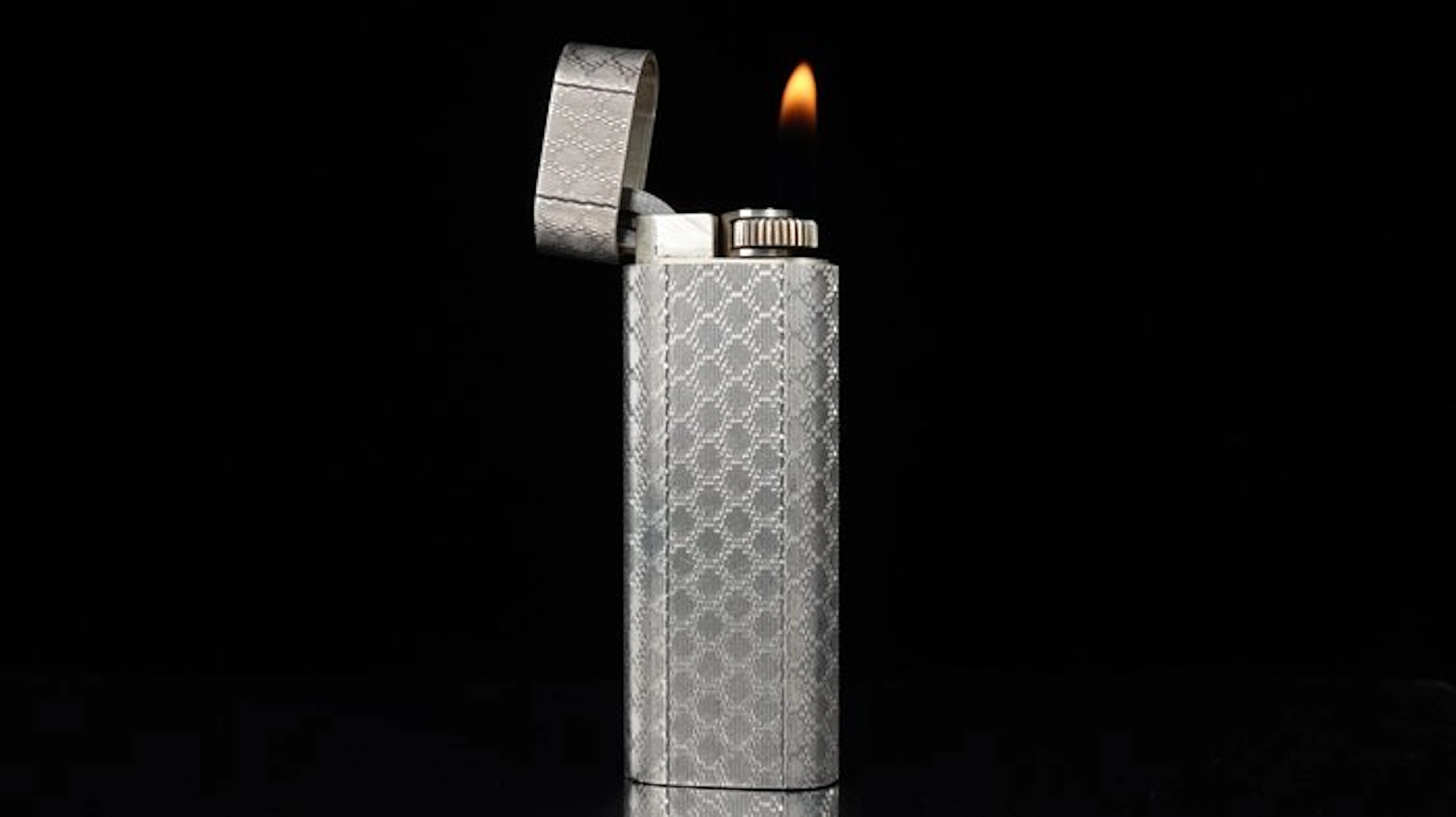 Cartier - Oval Pattern Vintage gas Lighter - Lighter - Silver plated