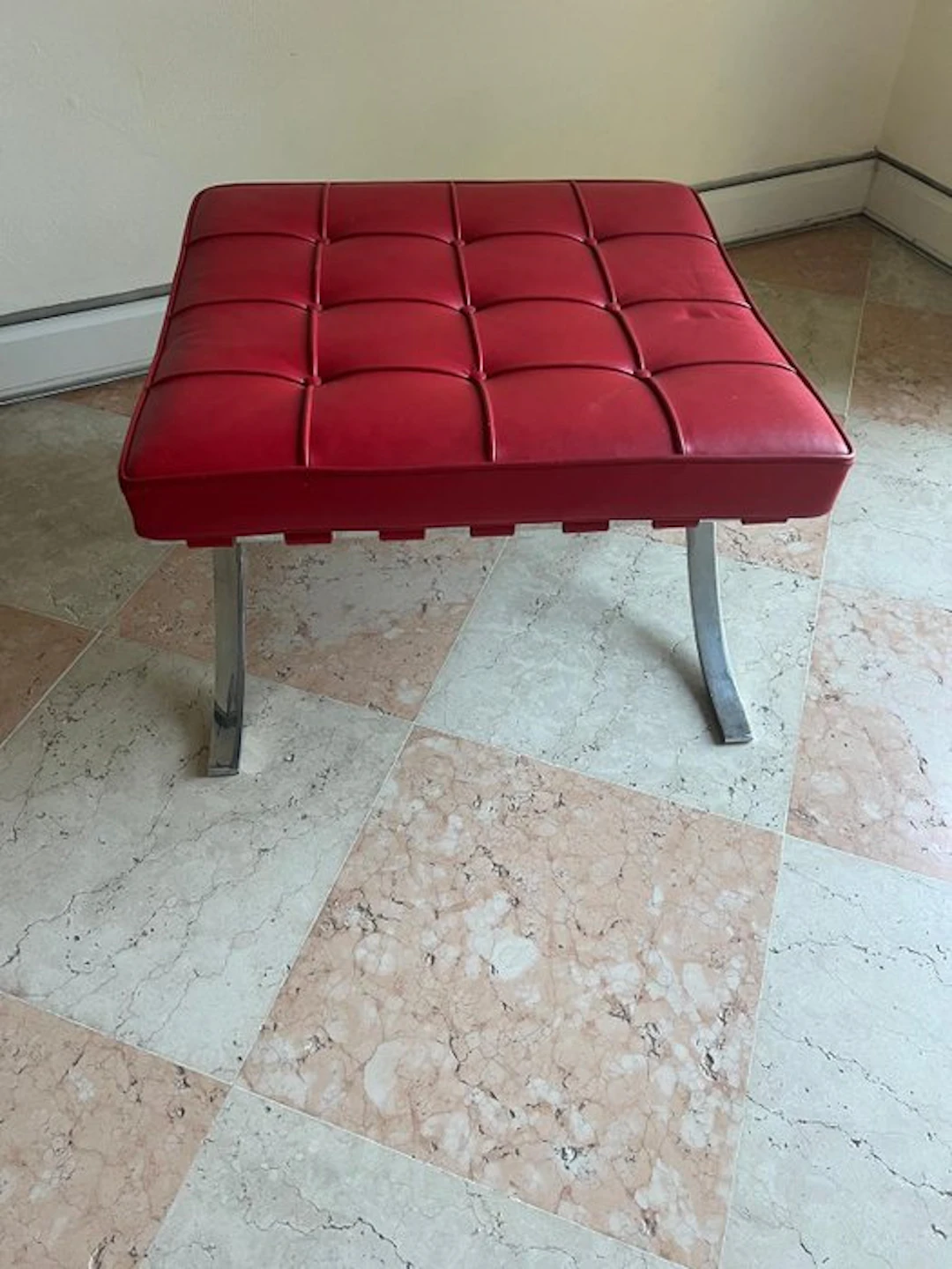 Knoll - Ludwig Mies van der Rohe - Stool - Barcelona stool - Calfskin