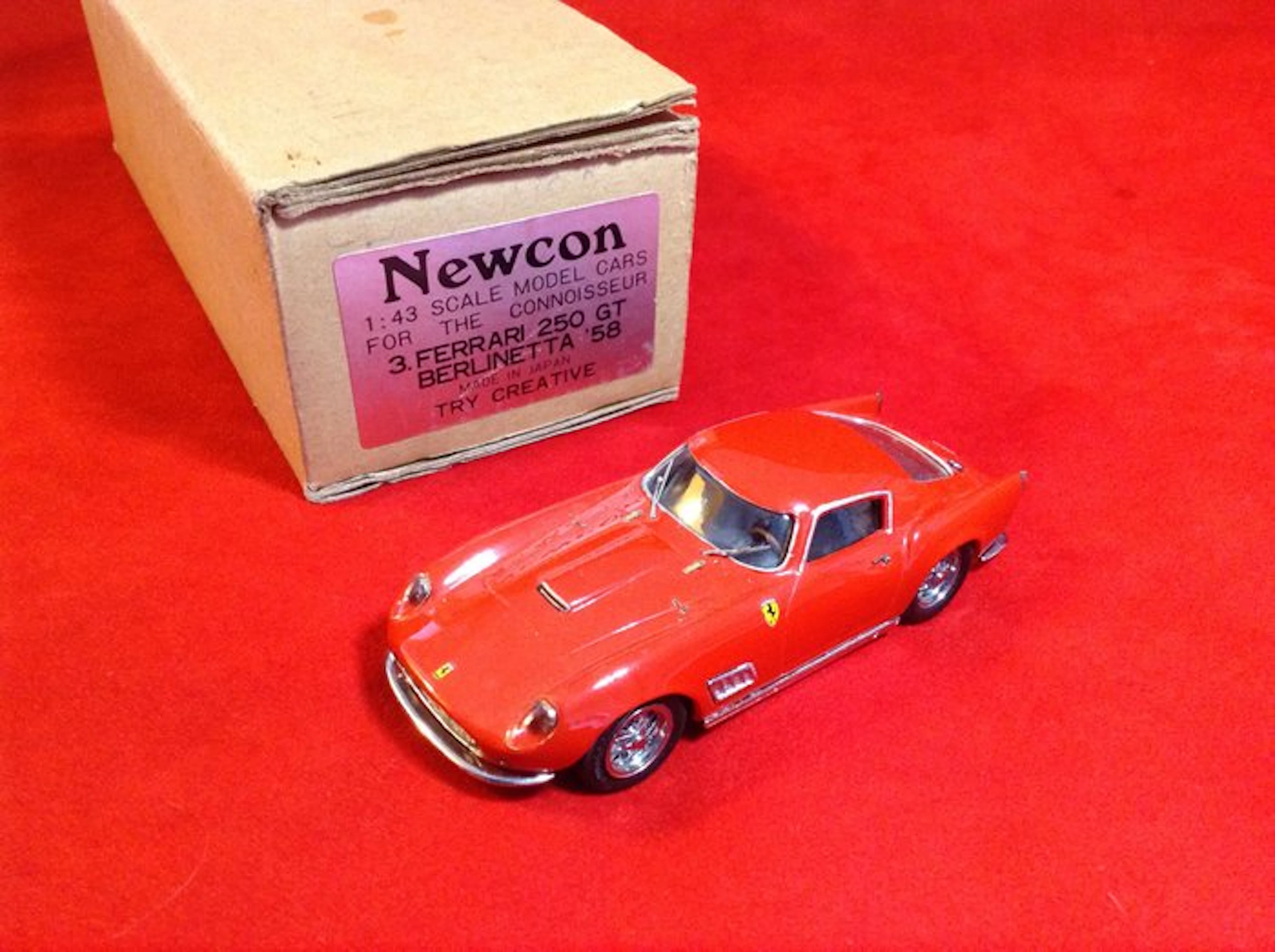 Newcon - made in Japan 1:43 - Model race car - ref