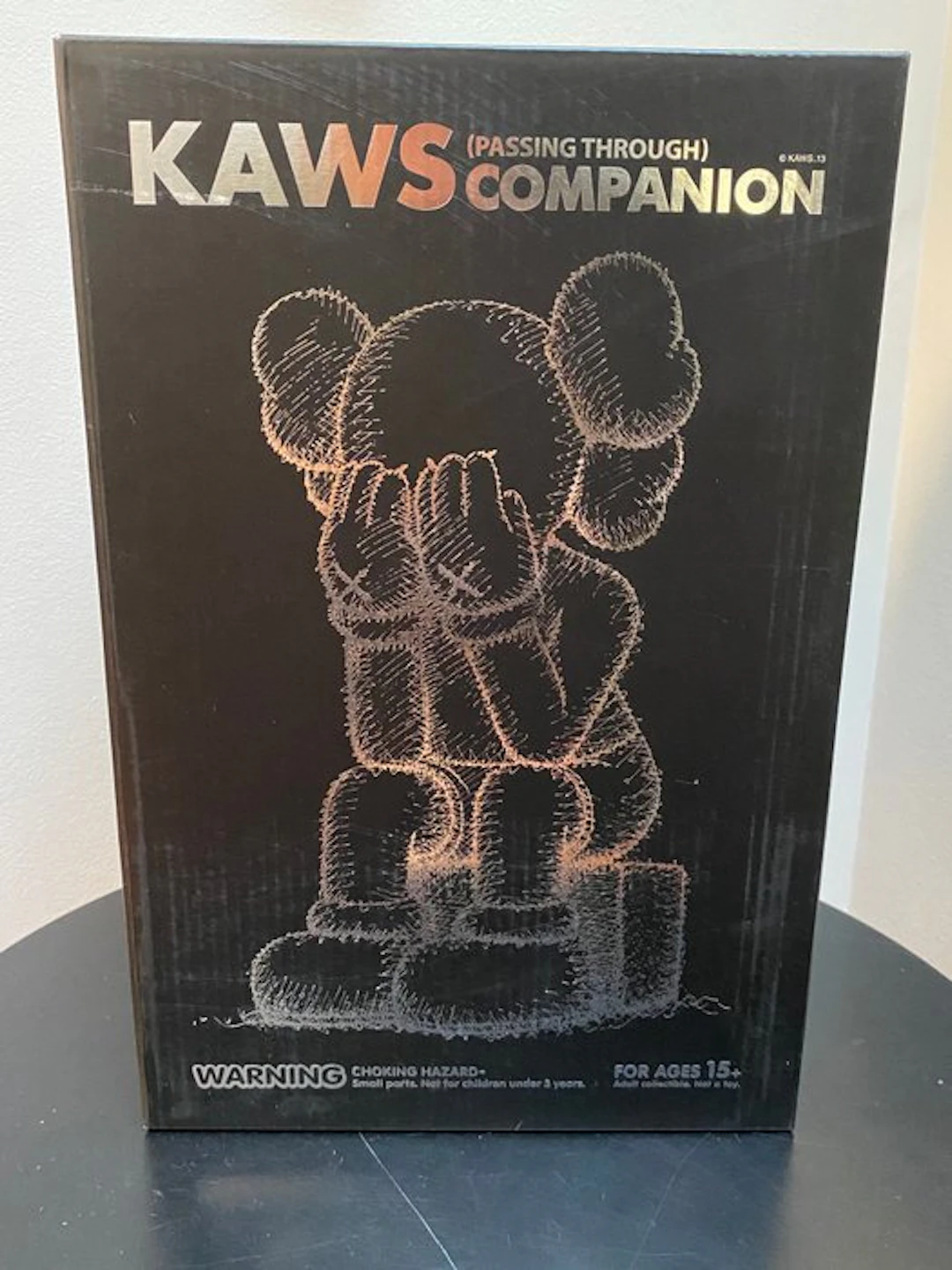 Kaws (1974) - Kaws Companion Passing Through Black 2013 Giappone