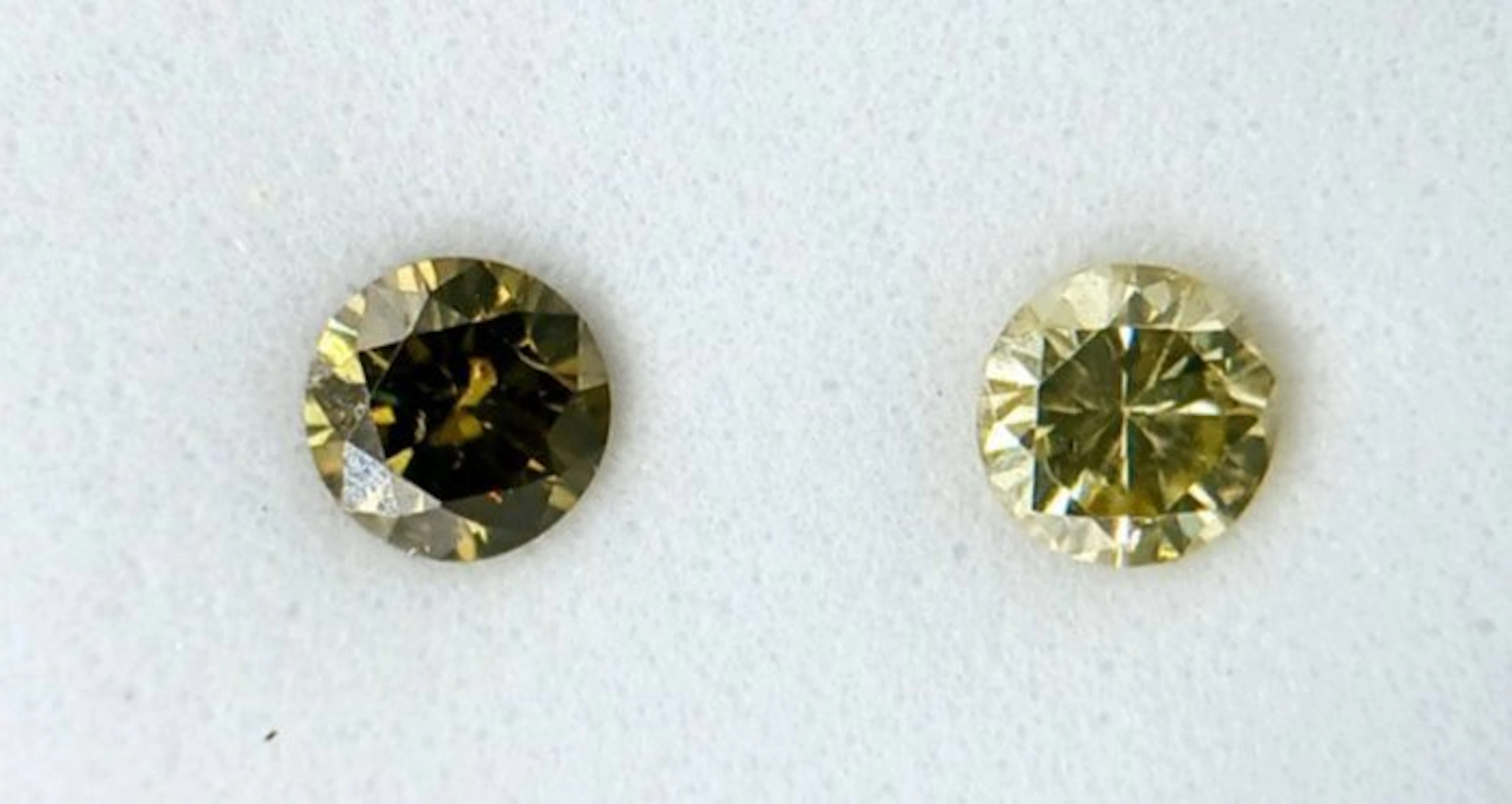 No reserve price - 2 pcs Diamond (Natural) - 0.30 ct - Round - SI2