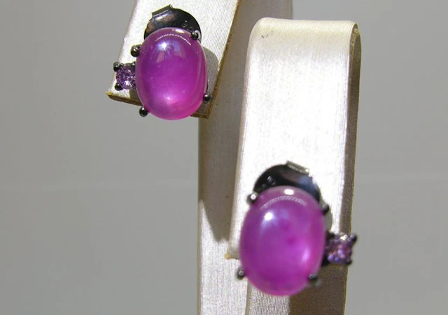 Ruby Earrings - Height: 10.1 mm - Width: 8.9 mm- 3.3 g - (2)