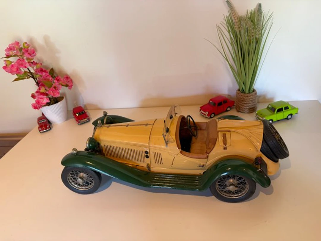 Pocher 1:8 - Modellbil - Alfa Romeo Spider Touring Gran Sport 1932