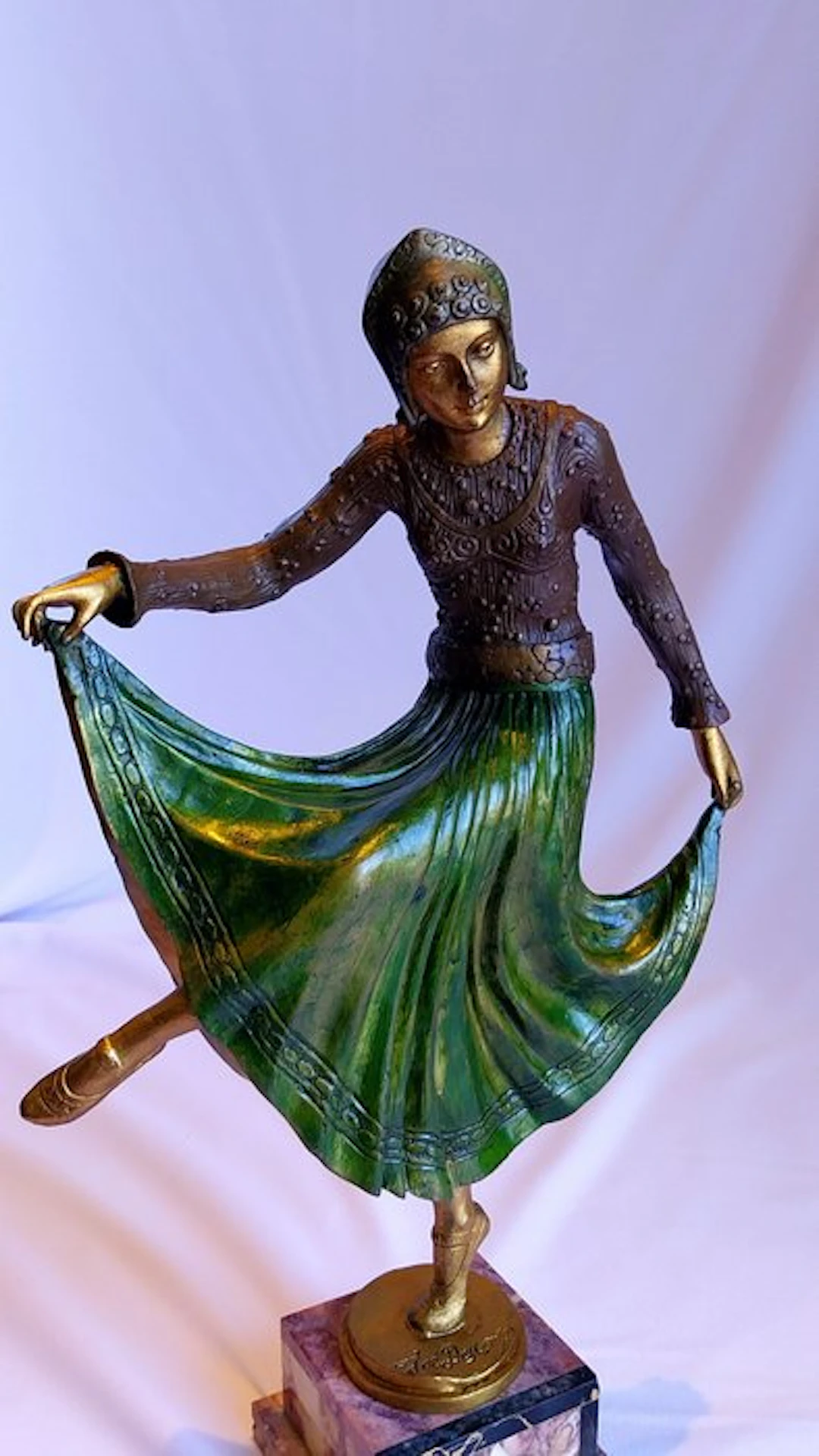 Joé Descomps - Statue