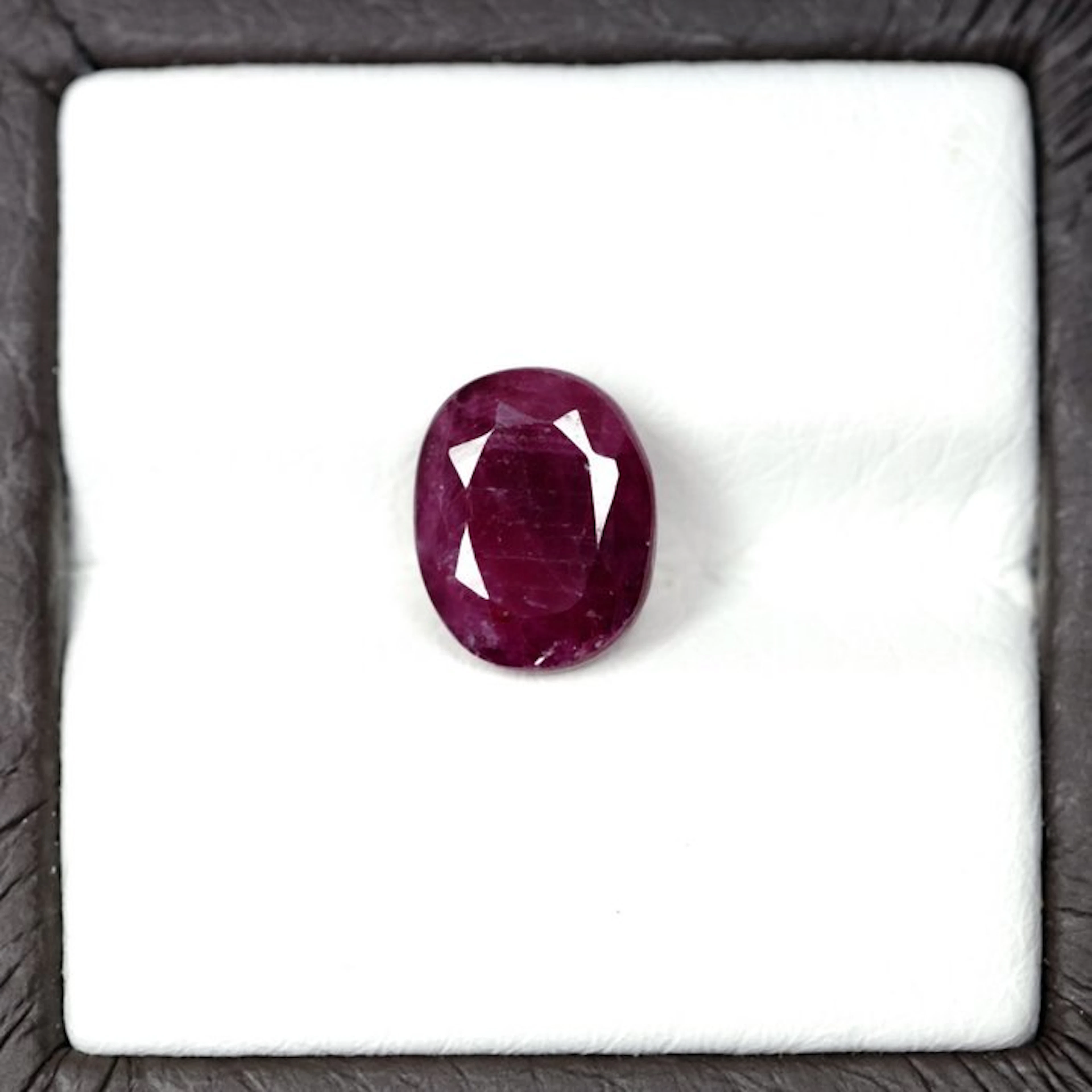No reserve price - 1 pcs Red Ruby - 3.06 ct - Bellerophon Gemlab