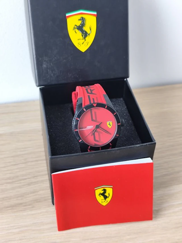Ferrari - Red Rev - Men - 2020