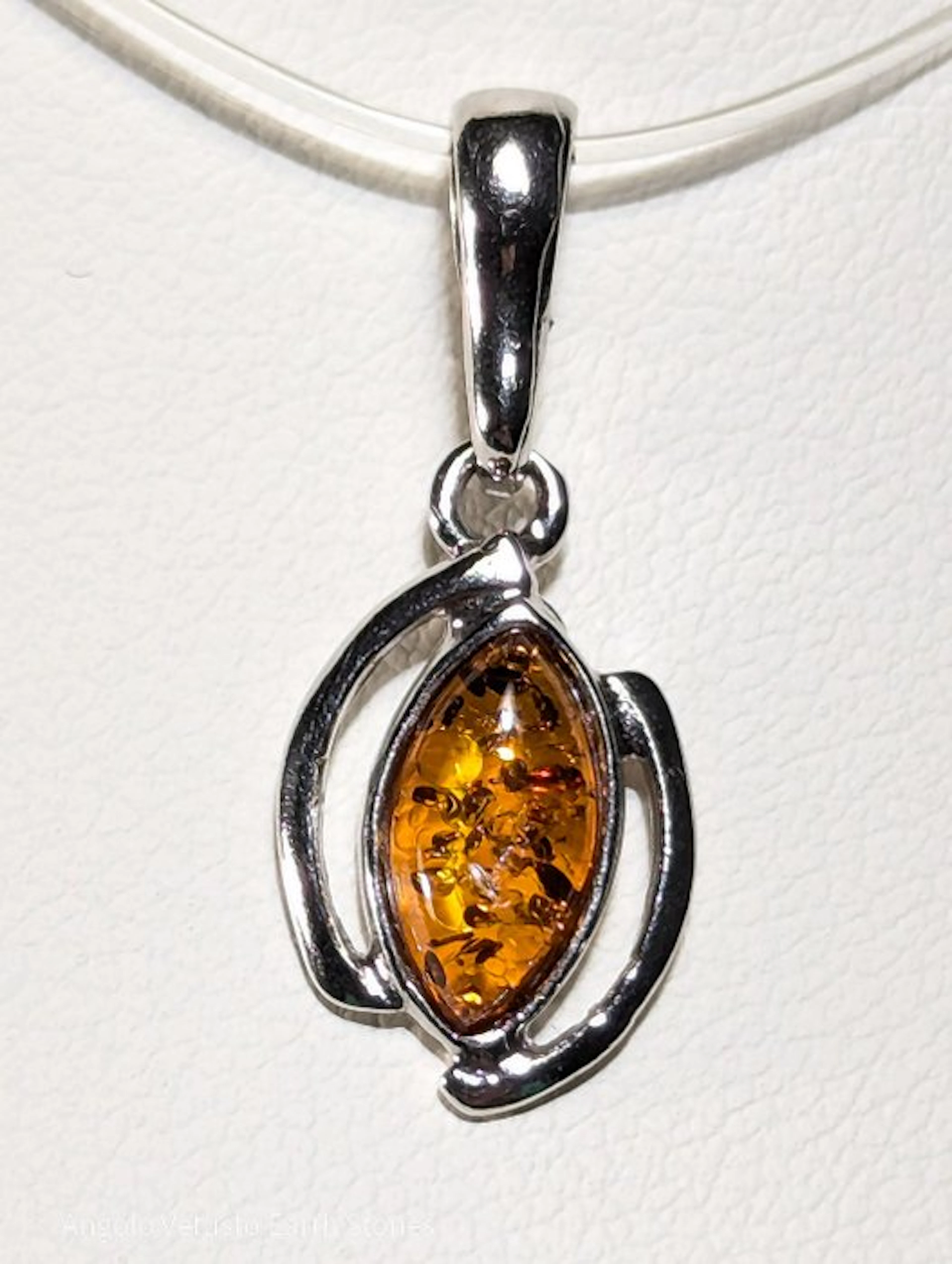 0.99 g - Natural Baltic Amber Pendant – 925 Sterling Silver
