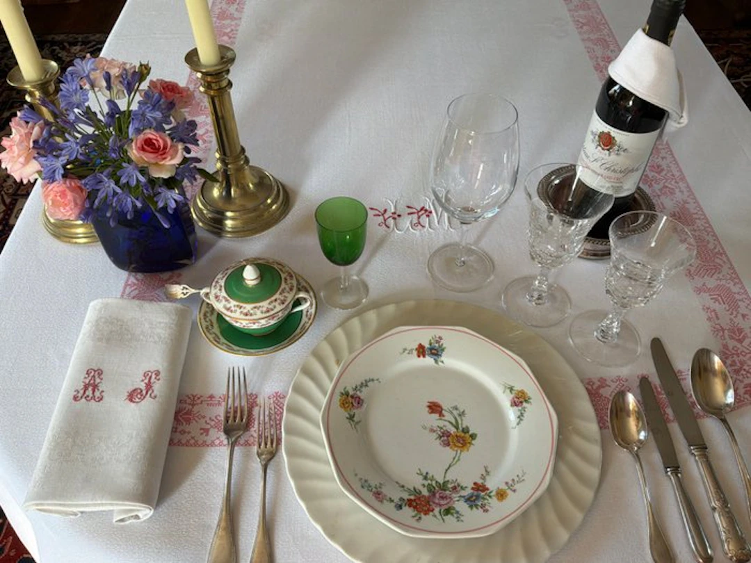 6 Early XXth Century linen damask napkins with hand embroidered A.J