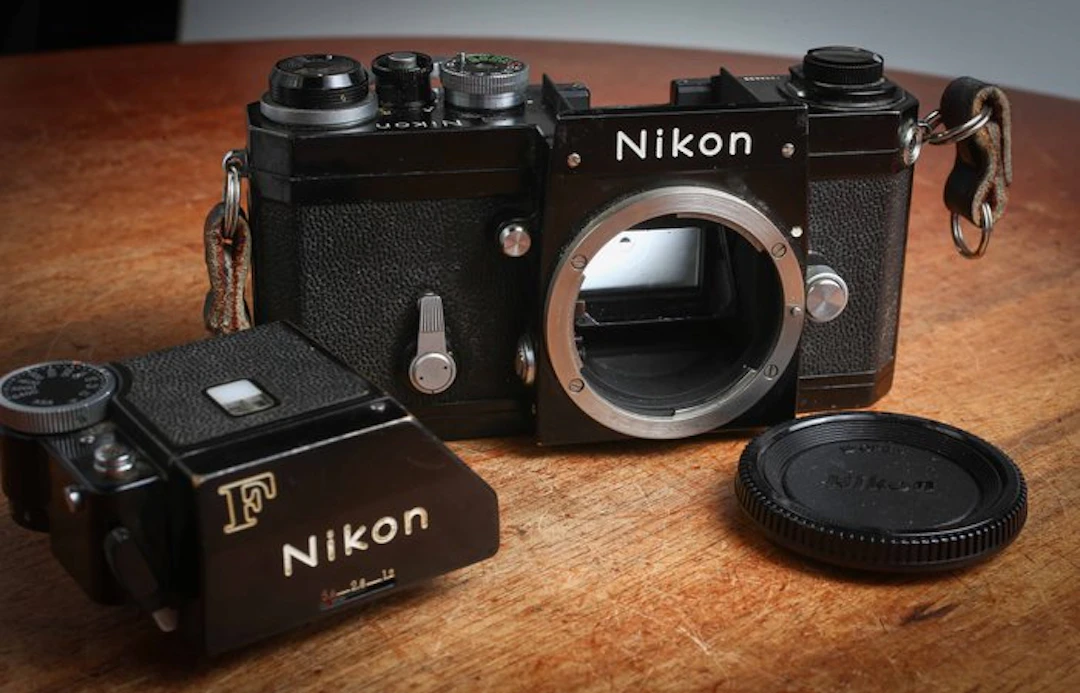 Nikon Nikon F noir avec Photomic FTN Analogue camera