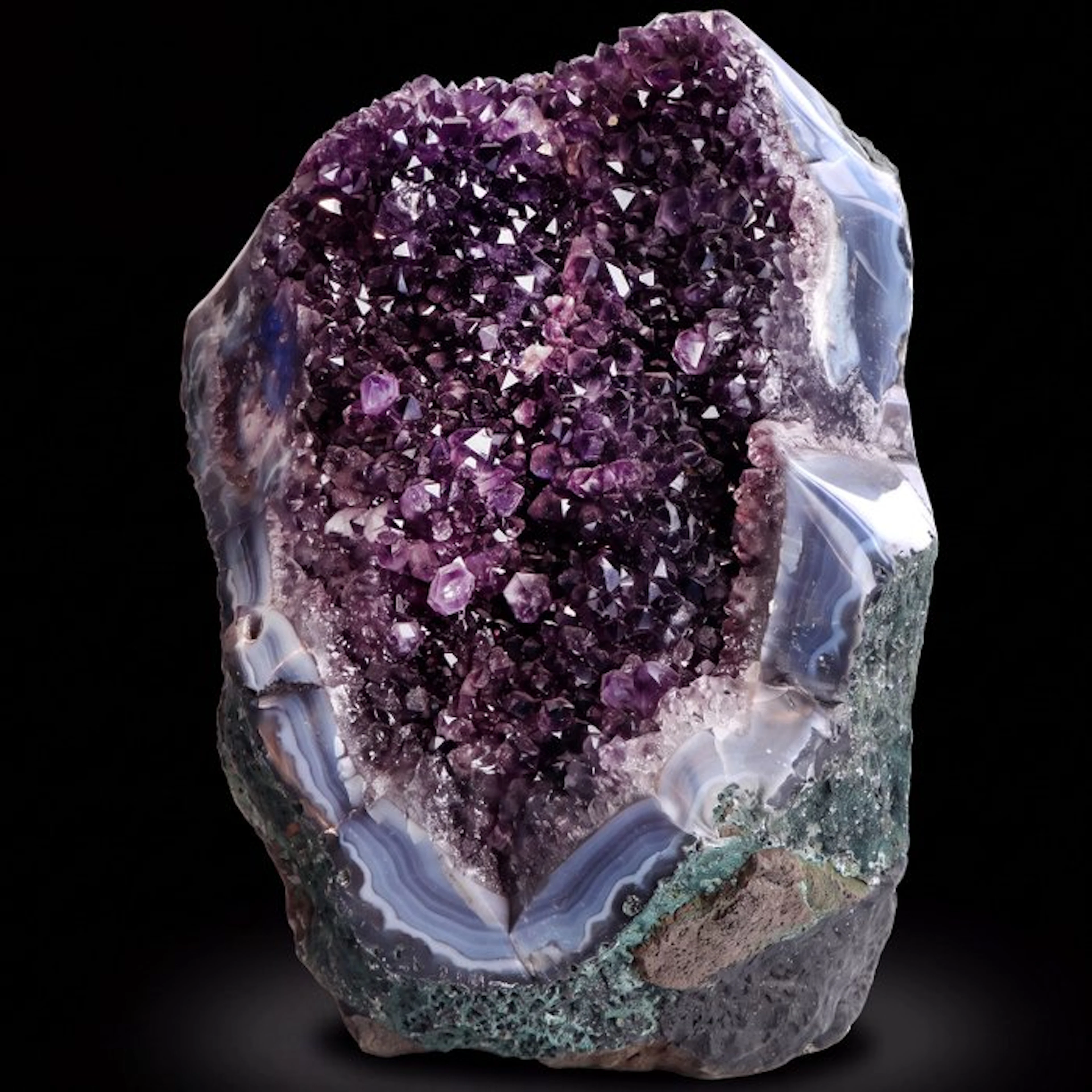 Uruguayan Amethyst - 25x20x15 cm - Geode- 8.9 kg