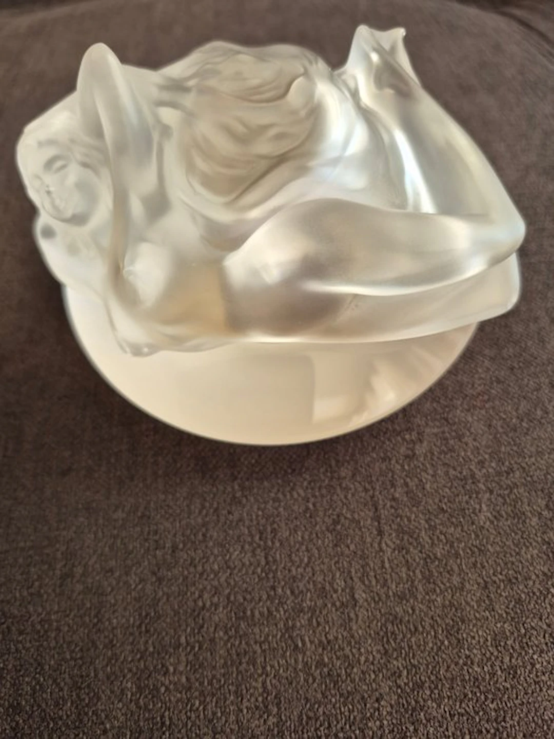 Lalique - Perfume bottle - Aphrodite - Crystal