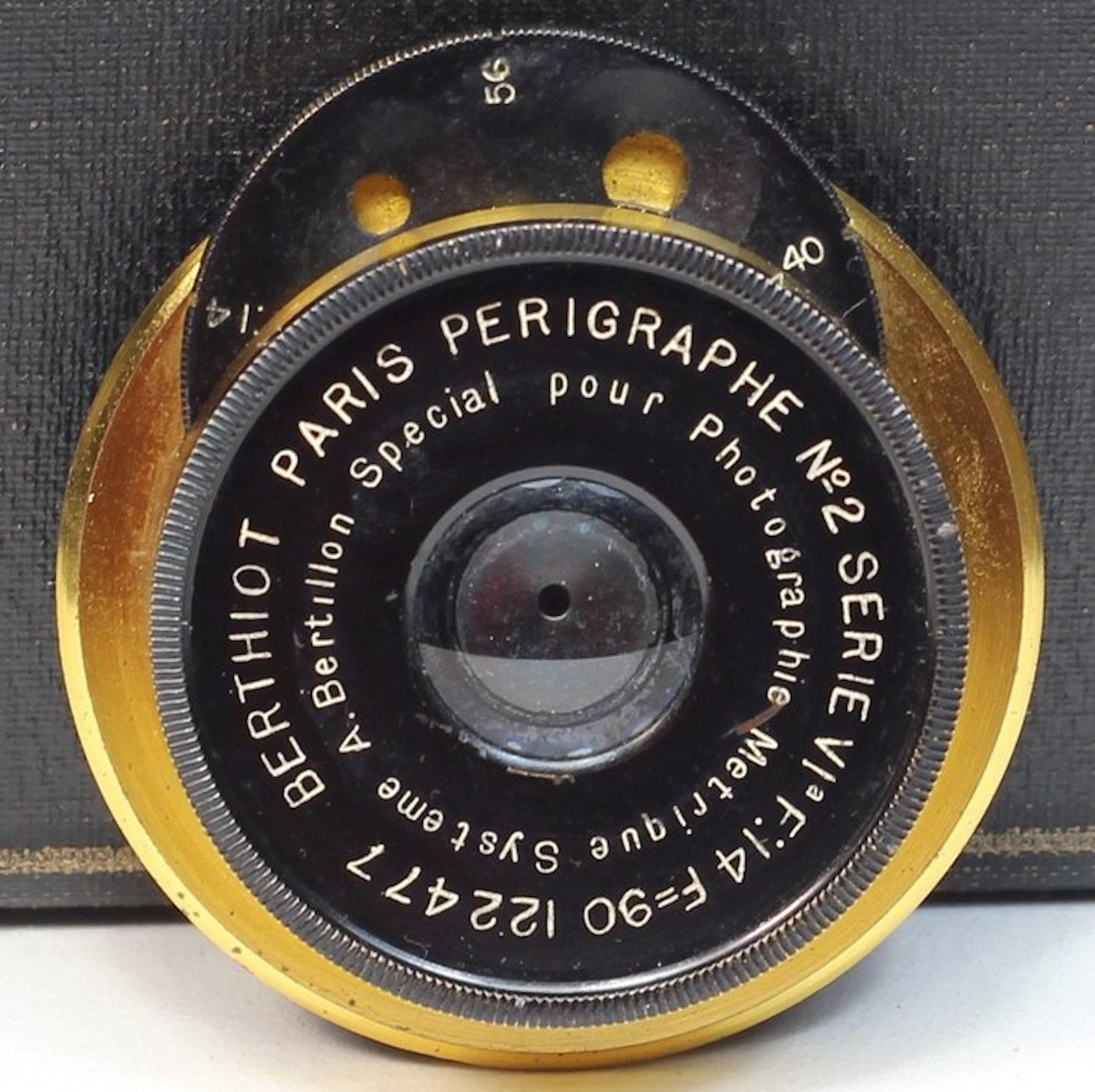 Berthiot Perigraphe N°2 Série VIa 90/14 | Camera lens