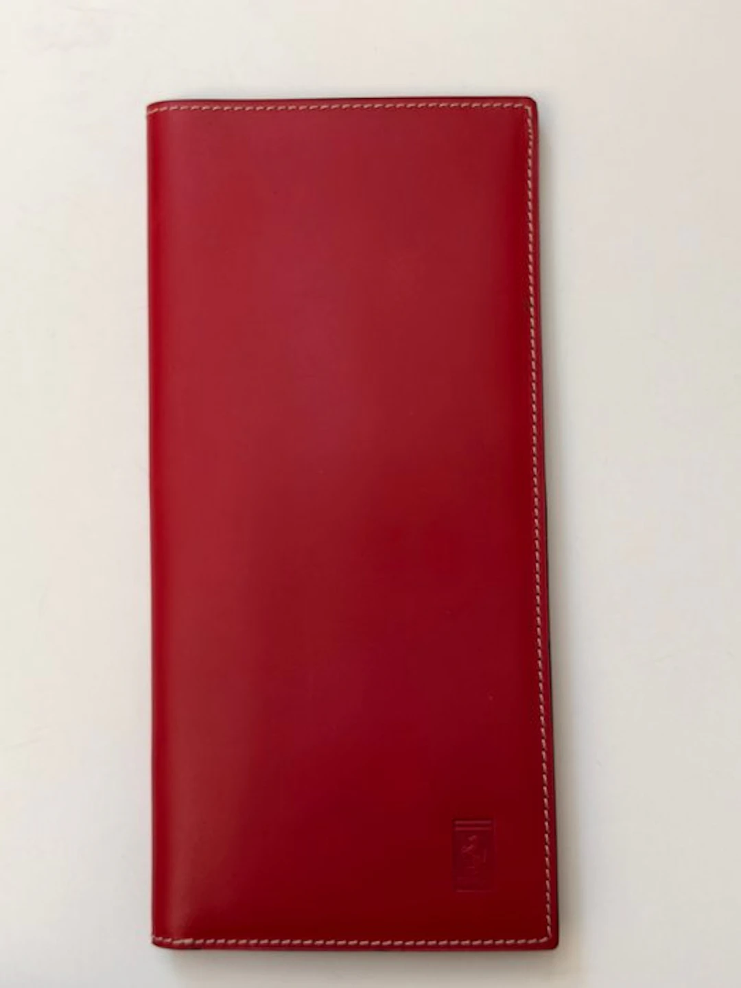 Badge - Ferrari - Un lungo portafoglio rosso in vera pelle