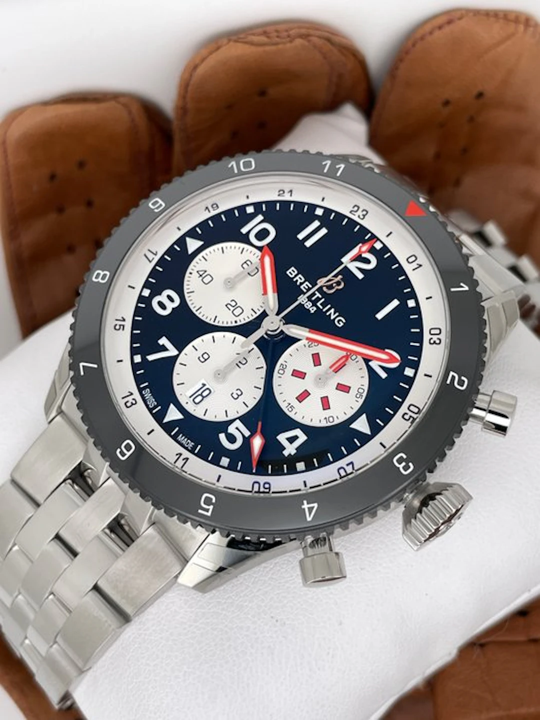 Breitling - Classic Avi Super Avi B04 Mosquito...