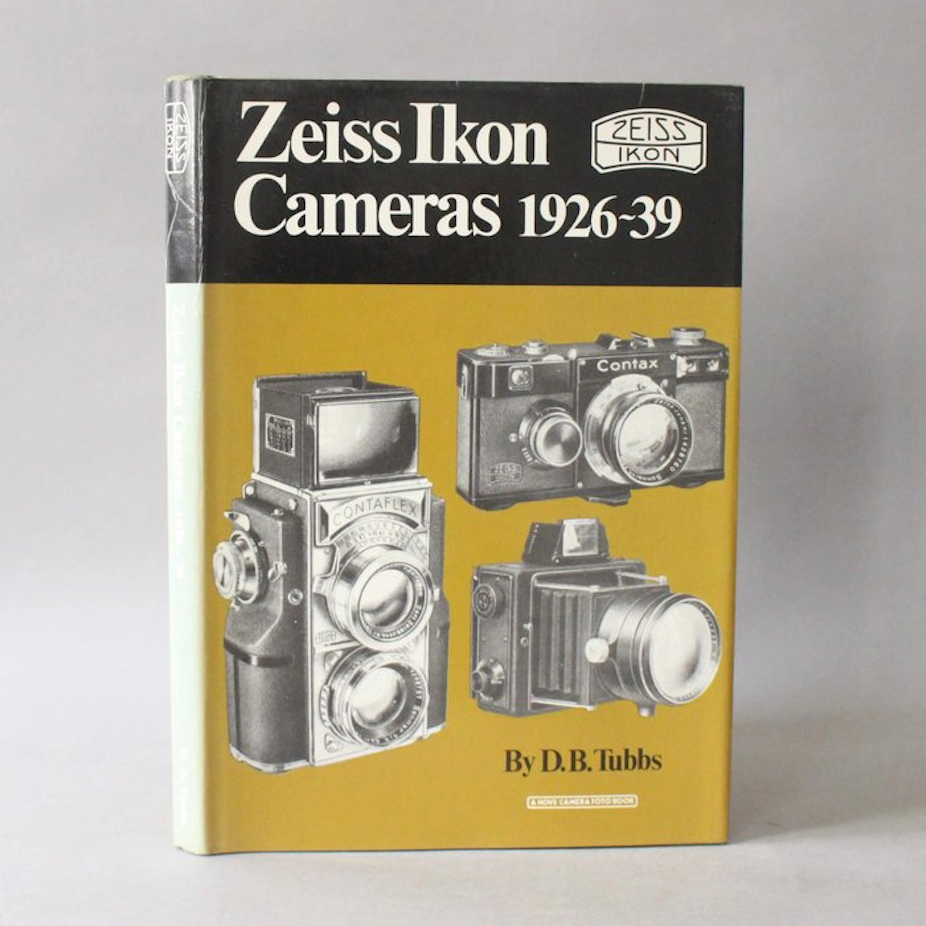 Zeiss Ikon Douglas B. Tubbs.Zeiss Ikon Cameras, 1926–1939 Analogue camera