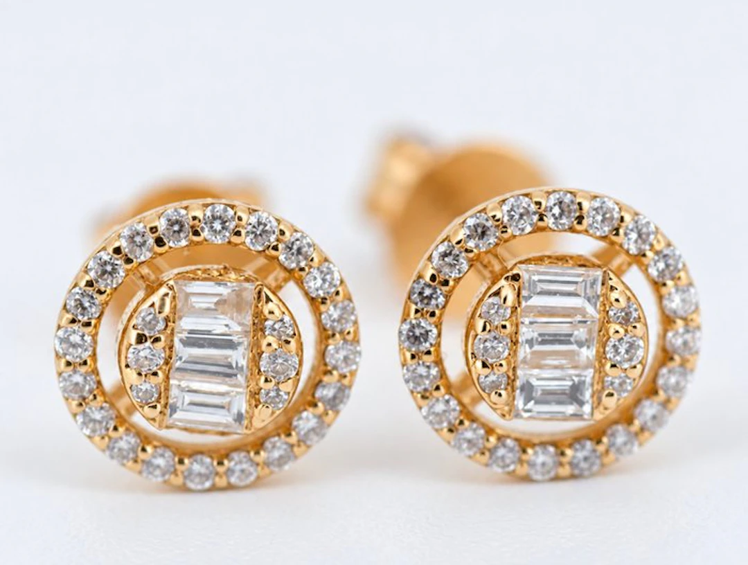 Earrings - 18 kt. Yellow gold - 0.40ct. tw. Diamond (Natural) - Diamond