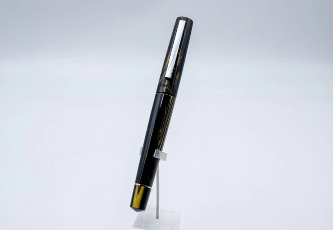 Tibaldi - Infrangibile - Black & Gold - (TIROBL22) - Fountain pen