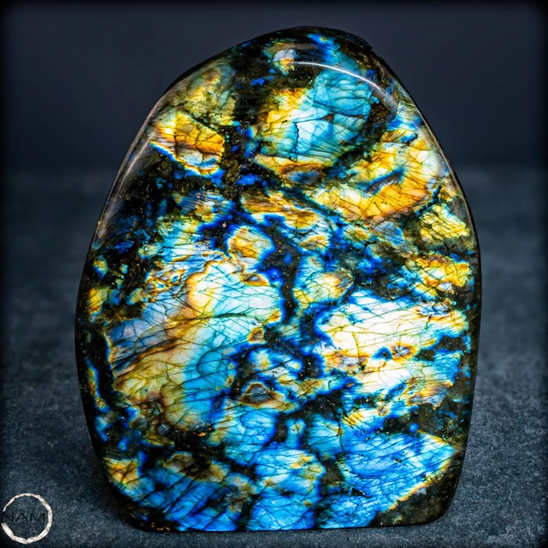 Natural labradorite freeform from Madagascar –...
