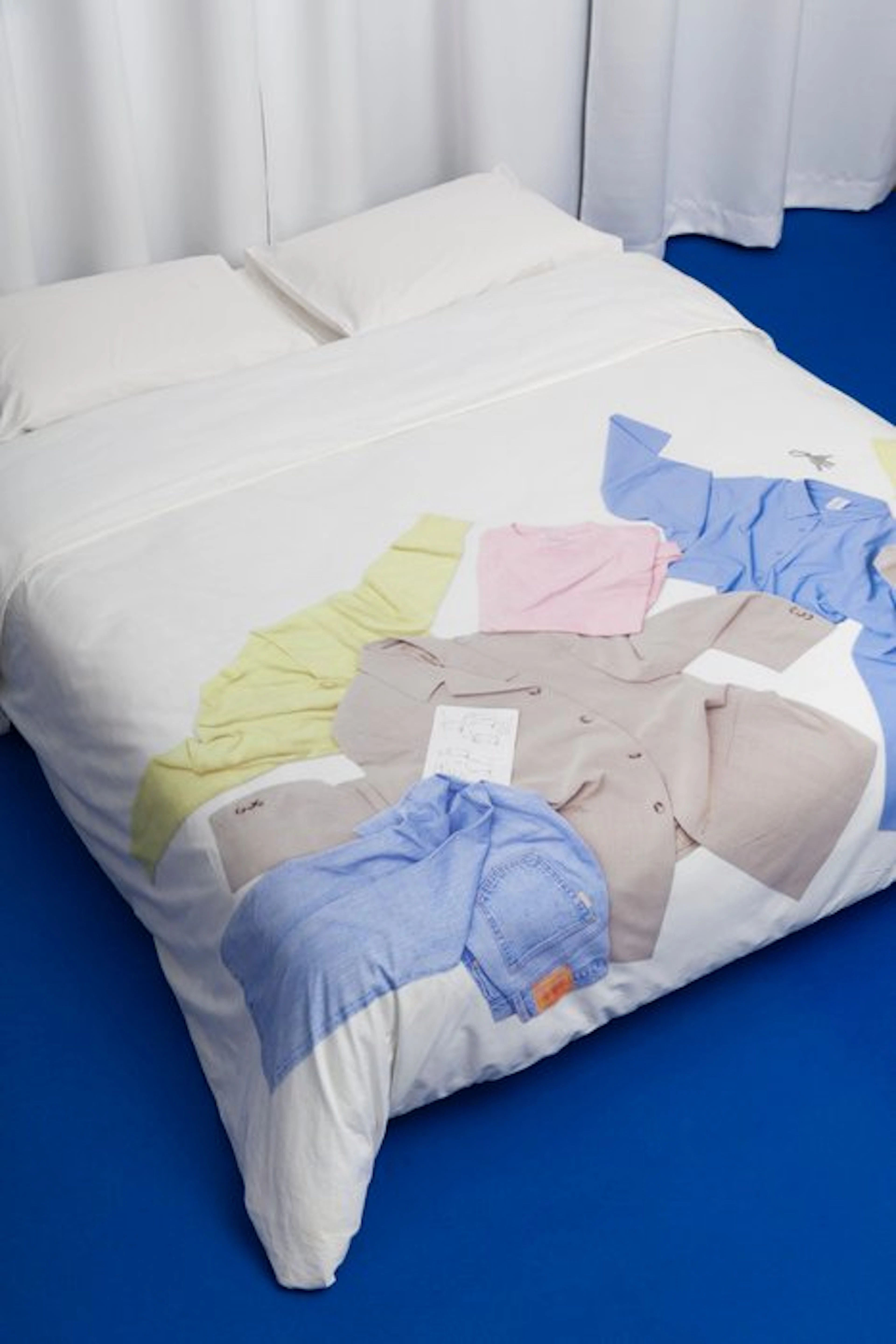 Lola Mayeras - Bed sheet - 220 cm - 240 cm - IT'S A MESS