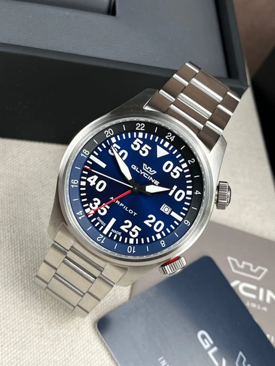 Glycine - Airpilot GMT Date - GL0348 - Men - 2020-2025
